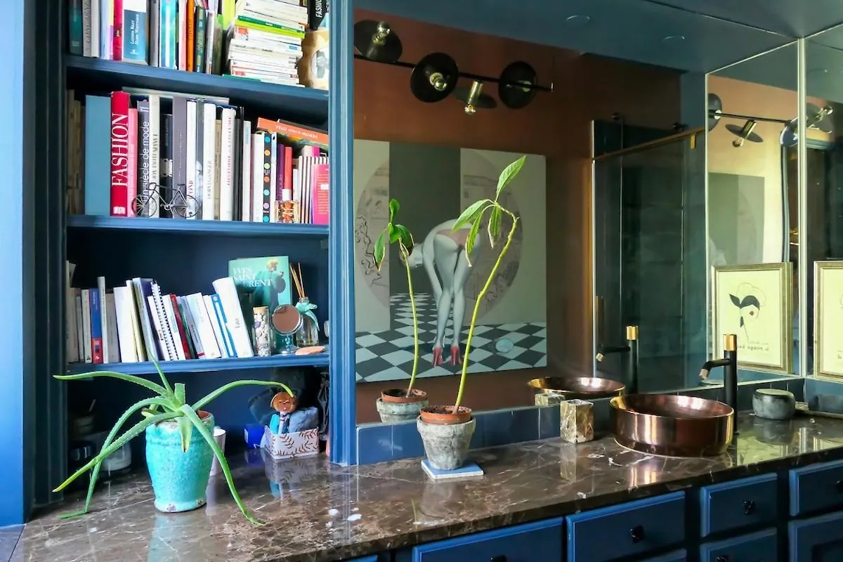 Large Boheme Creative Flat Below Montmartre Paris Apartment