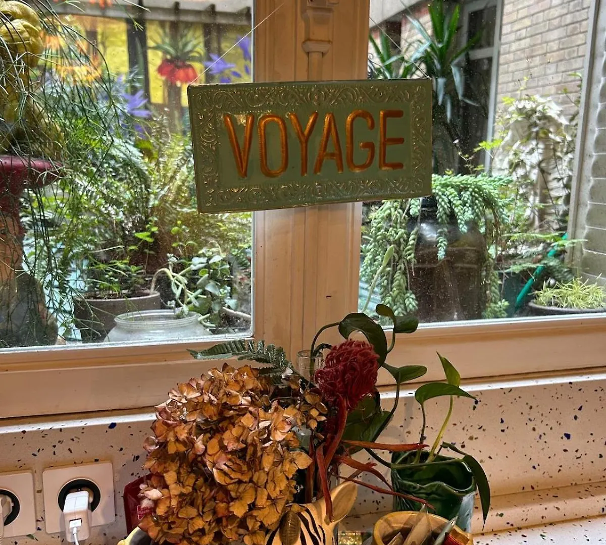 Apartment Large Boheme Creative Flat Below Montmartre Paris