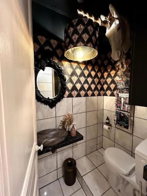 Large Boheme Creative Flat Below Montmartre Paris